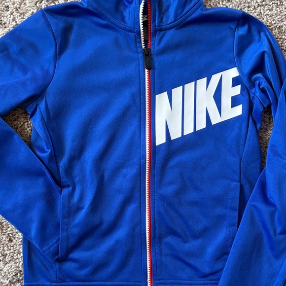 Nike Kids Jogger Set - Picture 3 of 6